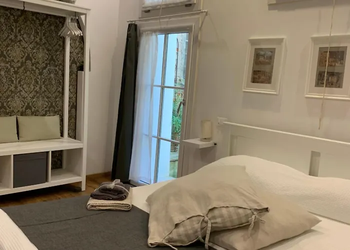 San Pierino Charming Rooms